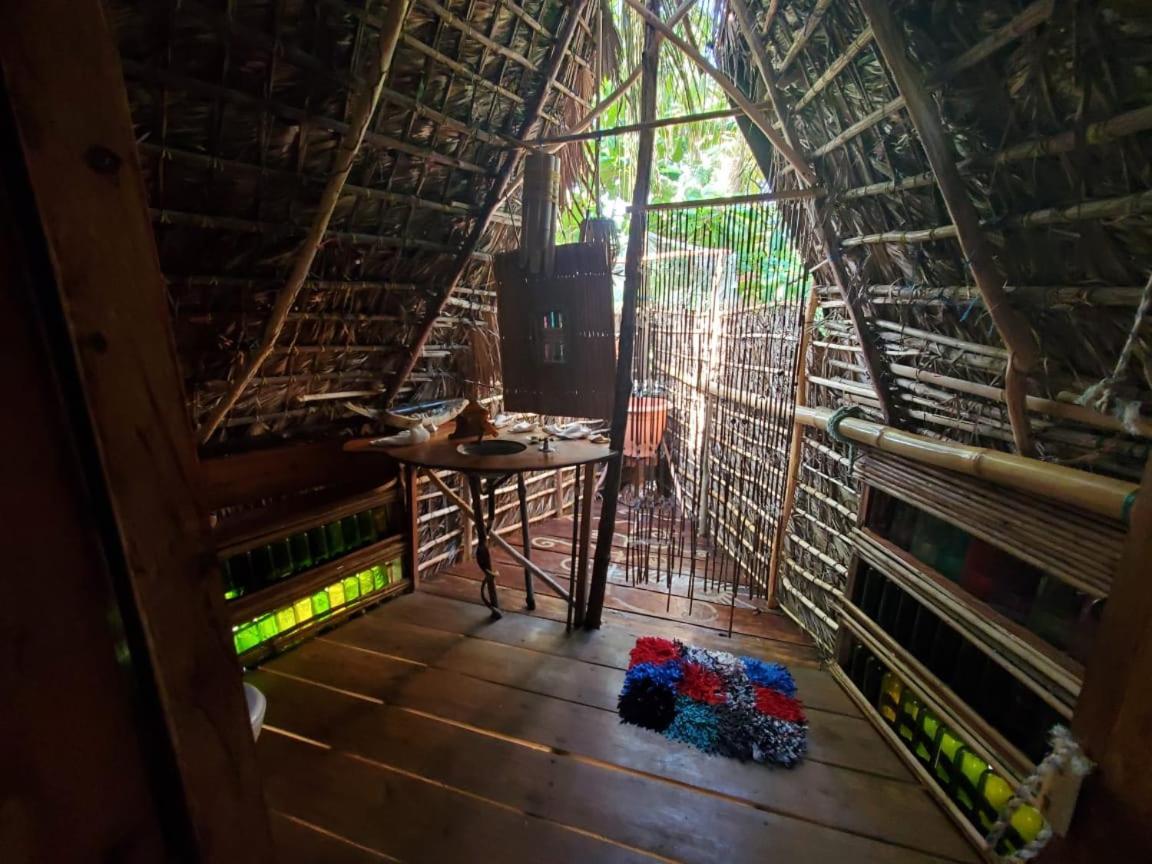 Derek'S Place Eco-Lodge Isla del Maíz Pequeña Exteriör bild